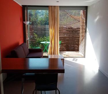 Nyons Apartment | Studios Colorés Pont Roman