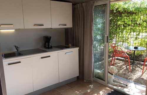 Les Herbiers Apartment | Studios Marie Barrault