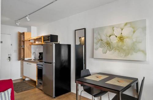 Brookwood Apartment | Studios On 25th by BCA Furnished Apartments