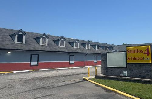 Fentress Hotel | Studios & Suites 4 Less Virginia Beach