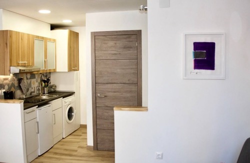 San Anton Apartment | Study in the center of Alicante