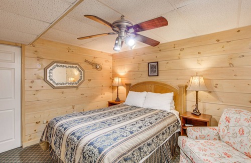 Witmer House | 'Stumptown Manor' Lancaster Home: Central Location