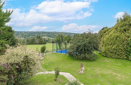 Englesqueville-en-Auge Apartment | Stunning house with swimming pool and padel court