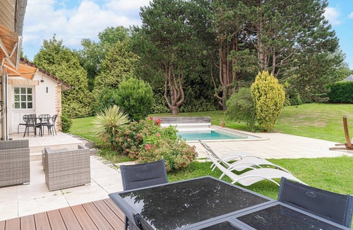 Englesqueville-en-Auge Apartment | Stunning house with swimming pool and padel court
