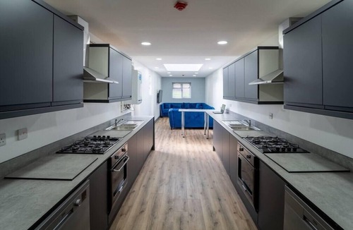 Selly Oak Apartment | Stunning 1-Bed Studio in Birmingham