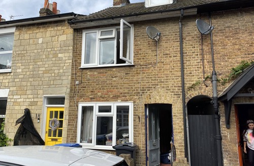 Windsor Apartment | Stunning 1-bed Studio in Windsor