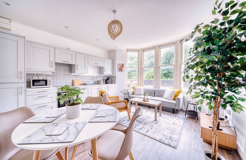 Cathays Apartment | Stunning 2 Bed City Centre & Bute Park