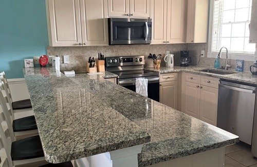 Central Myrtle Beach Condo | Stunning 2 Bed Condo w/Golf Course View - Incredible Location
