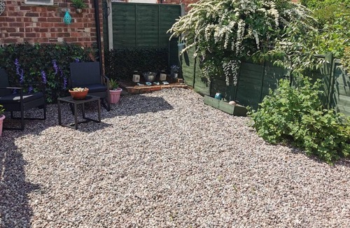 Macclesfield House | Stunning 2-Bed House in Macclesfield Cheshire