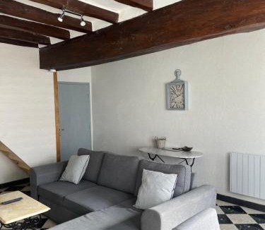 Mezieres-en-Brenne House | Stunning 2 bedroom townhouse in pretty village