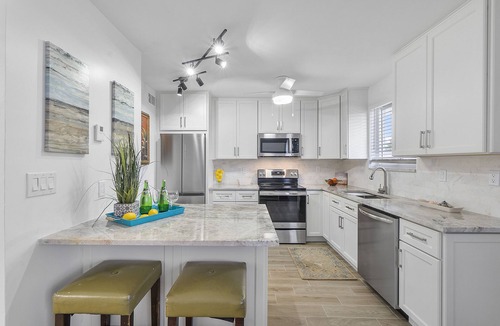 Cypress Point Apartment | Stunning 2 Bedroom/2 Bath!