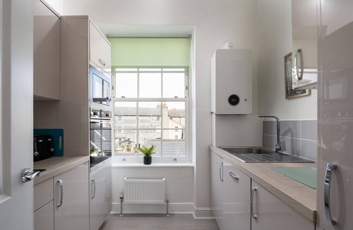 Llanrwst Apartment | Stunning 2 Bedroom Apartment