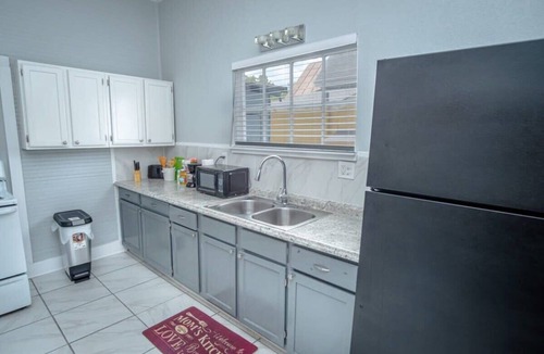 Five Points Apartment | Stunning 2BR/1BA Historic Pad Few Steps Downtown