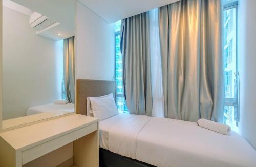 Menteng Apartment | Stunning 2BR Apartment at Capitol Park Residence By Travelio