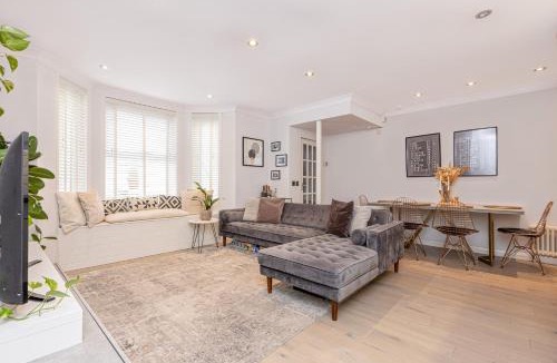 Kilburn Apartment | Stunning 2BR Flat wprivate Garden, Kilburn