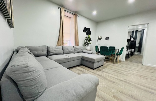 Williamsbridge Apartment | Stunning 2BR next to Bronx Zoo