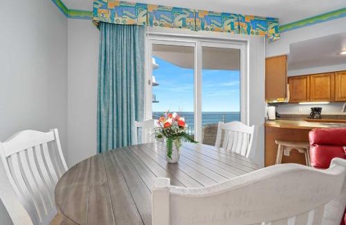 Brush - Stewarts House | Stunning 2BR Oceanfront Beach Villa - 3 Balconies