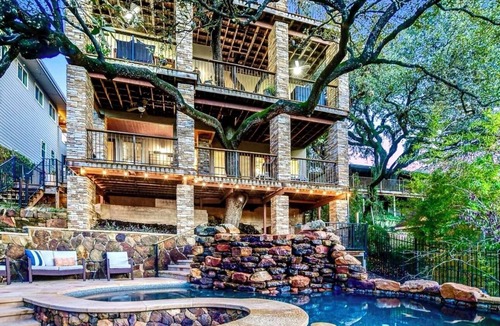Travis Heights House | Stunning 3-Bedroom Furnished Rental with Outdoor Oasis