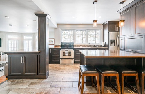 Virgil House | Stunning 3 Bedroom Home Niagara-on-the-Lake - mins to Town/Wineries
