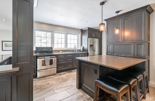 Virgil House | Stunning 3 Bedroom Home Niagara-on-the-Lake - mins to Town/Wineries