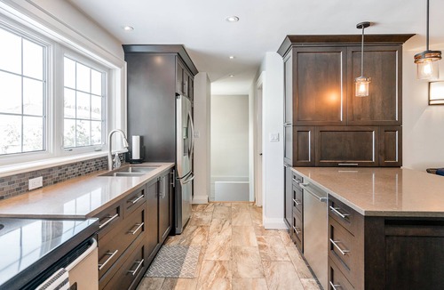Virgil House | Stunning 3 Bedroom Home Niagara-on-the-Lake - mins to Town/Wineries