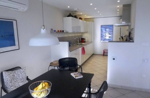 Laroque-des-Alberes Villa | Stunning 3 bed villa, sunny terrace & great views