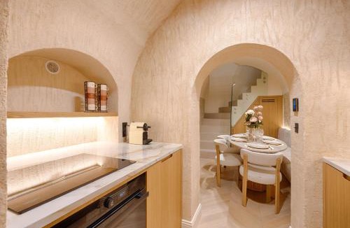 5th Arrondissement Apartment | Stunning 3BD near Pantheon & Luxembourg Garden