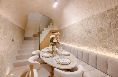 5th Arrondissement Apartment | Stunning 3BD near Pantheon & Luxembourg Garden