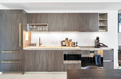 Downtown Miami Apartment | Stunning 3BD Penthouse on 50th Floor with Panoramic Water Views