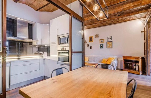 el Camp d'en Grassot i Gracia Nova Apartment | Stunning 3BR + Private Terrace & Pool – Eixample