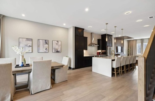 Madison House | Stunning 4 Bedroom/4.5 Bath Home w/Rooftop Deck!