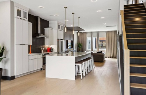 Madison House | Stunning 4 Bedroom/4.5 Bath Home w/Rooftop Deck!
