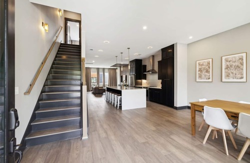 Madison House | Stunning 4 Bedroom/4.5 Bath Home w/Rooftop Deck!