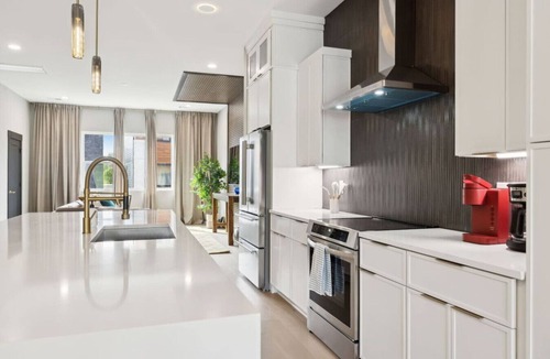 Madison House | Stunning 4 Bedroom/4.5 Bath Home w/Rooftop Deck!