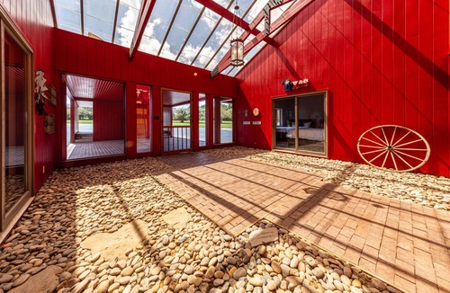 Cedar Creek House | Stunning 400 Acre Ranch Close to Austin and COTA