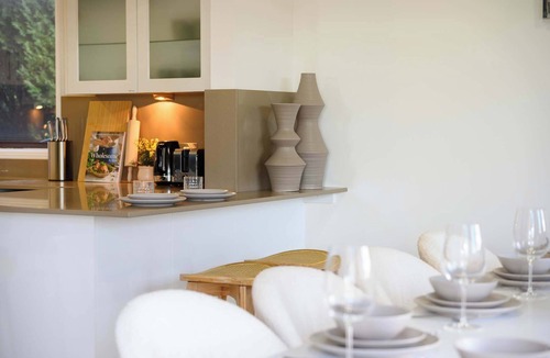 Tascott House | Stunning 4BR Home with Pool & Water Views