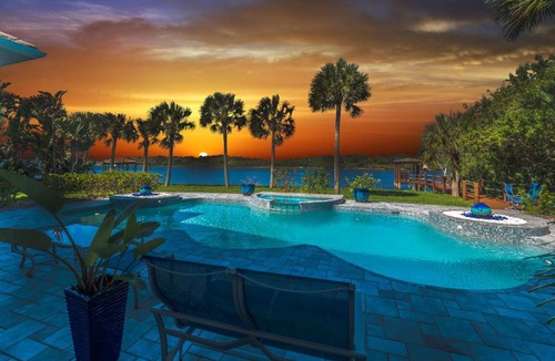 Ormond Beach House | Stunning 4BR Luxurious Home on River!