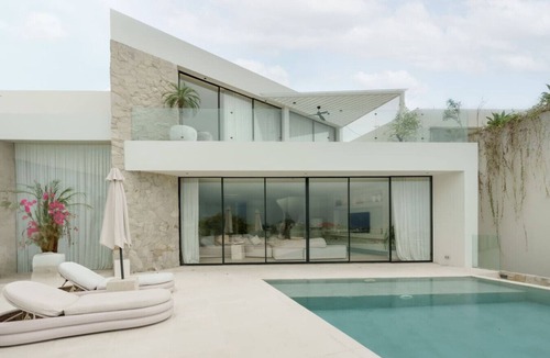 Pecatu House | Stunning 4BR Luxury Villa with Ocean Views Uluwatu