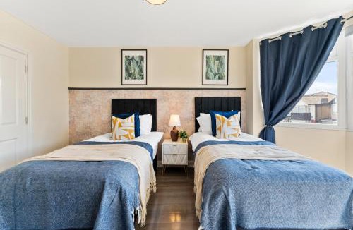 Sudbury House | Stunning 6 bedroom in Wembley - Parking