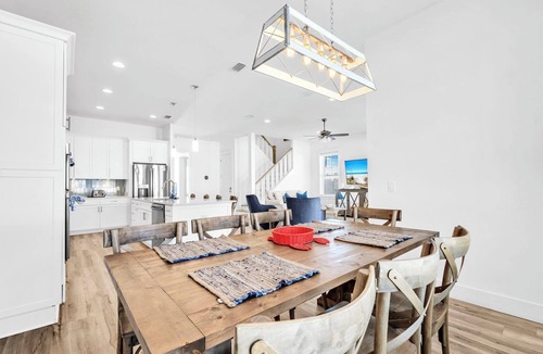 Kiska Beach House | ☀️Stunning 6BR Beach Retreat with Private Pool-Walk to Beach-Salty Blue☀️