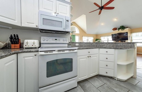 South Nags Head House | Stunning 7-Bedroom Oceanfront Home in South Nags Head with Private Pool.