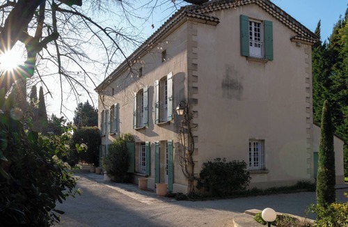 Barbentane House | Stunning 7 bedroom Villa with pool in Provence, in the South of France.