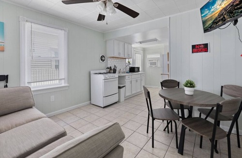 Wildwood Apartment | Stunning 8 beds 4 baths Minute 2 Beach & boardwalk