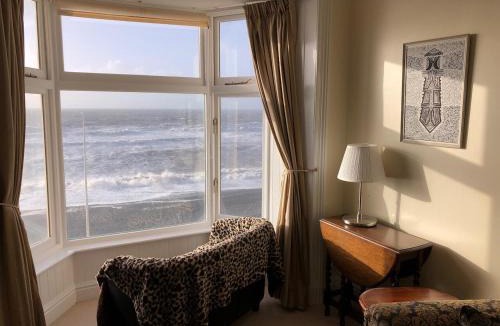 Aberystwyth Apartment | Stunning Aberystwyth South Beach Apartment