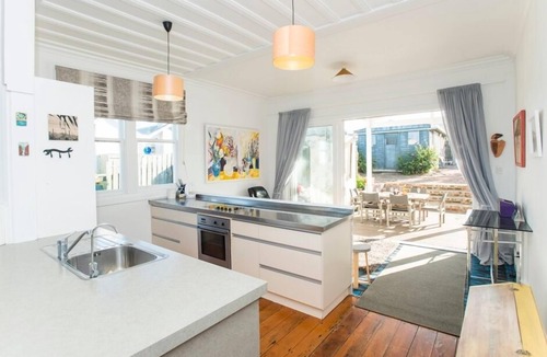 Wainui House | Stunning Absolute Beachfront Wainui House