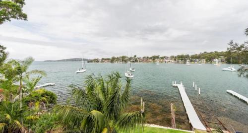 Buttaba House | Stunning Absolute Waterfront With Private Jetty