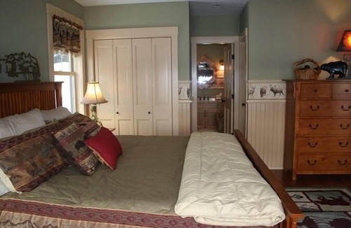 Pittsburg Cabin | Stunning Adirondack Waterfront Home, Snowmobile Access, Private dock, Fire Pitt