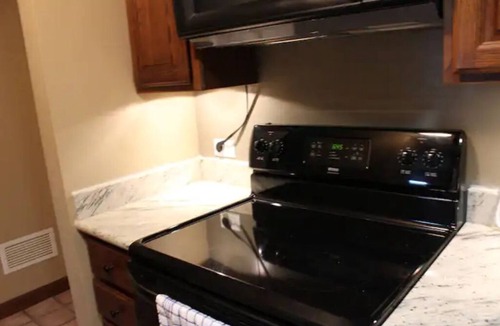 Grand Island Condo | Stunning and Convenient Located 1B/1B Apartment