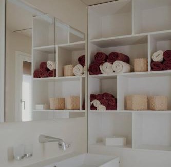 Quarten Apartment | Stunning and Modern House On The Lake
