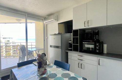 La Cote Radieuse Apartment | Stunning apartment with AC and terrace in Canet-en-Roussillon